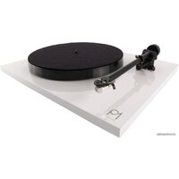 Rega Planar 1 (белый)