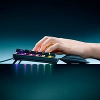 Razer Ergonomic Wrist Rest (для полноразмерных клавиатур) Image #5