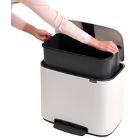 Brabantia Bo Pedal Bin 36 л (белый) Image #5