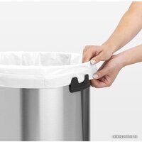 Brabantia Touch Bin 60 л (стальной матовый) Image #5