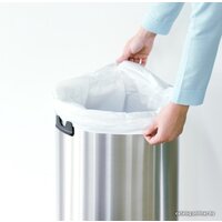 Brabantia Touch Bin 60 л (стальной матовый) Image #4