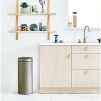 Brabantia Touch Bin New 30 л (платиновый) Image #4