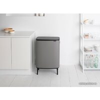 Brabantia Bo Touch Bin Hi 2 x 30 л (минерально-серый) Image #6