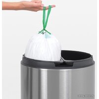 Brabantia Touch Bin Recycle 2 x 20 л (стальной защитой от отпечатков) Image #12