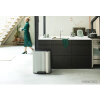 Brabantia Bo Pedal Bin 60 л (стальной матовый) Image #16