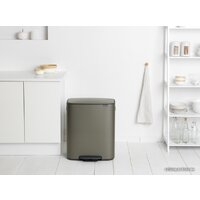 Brabantia Bo Pedal Bin 60 л (платиновый) Image #12