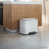 Brabantia Bo Pedal Bin 3 x 11л (белый) Image #7