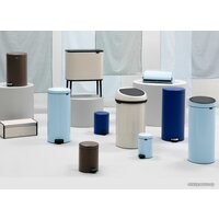 Brabantia Pedal Bin NewIcon 12 л (небесно-голубой) Image #4