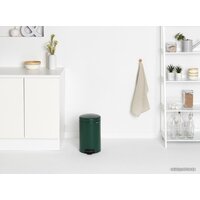 Brabantia Pedal Bin NewIcon 12 л (зеленая сосна) Image #13