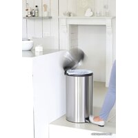 Brabantia Pedal Bin Recycle Silent 2 x 20 л (стальной матовый) Image #14