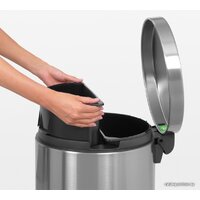 Brabantia Pedal Bin Recycle Silent 2 x 20 л (стальной матовый) Image #5