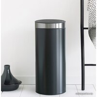 Brabantia Touch Bin New 30 л (черный/стальной) Image #4