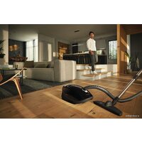 Miele Complete C3 Parquet XL SGSF5 (черный) Image #7