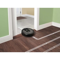iRobot Roomba 965 Image #5