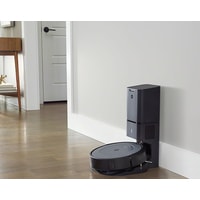 iRobot Roomba i3+ Image #8
