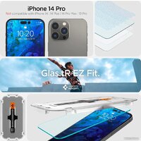 Spigen Glass TR EZ Fit для iPhone 14 Pro AGL05214 (2шт) Image #11