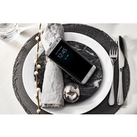 Samsung Galaxy S7 Edge 32GB Dual SIM (золотистый) Image #17