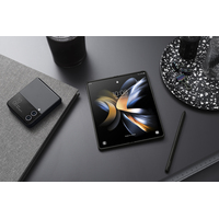 Samsung Galaxy Z Fold4 12GB/1TB (черный) Image #12