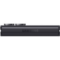 Samsung Galaxy Z Flip7 SM-F766B 12GB/512GB (черный) Image #5