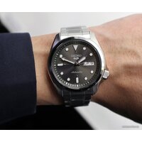 Seiko 5 Sports SRPE51K1 Image #4