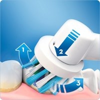 Oral-B Vitality 100 Cross Action D100.413.1 (белый) Image #2