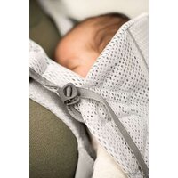 BabyBjorn One Air Mesh (серебристый) Image #6