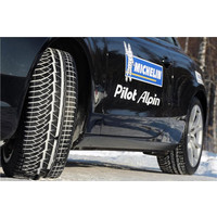 Michelin Pilot Alpin PA4 235/40R18 95V Image #2