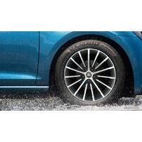 Michelin e.Primacy 235/60R18 103W Image #6
