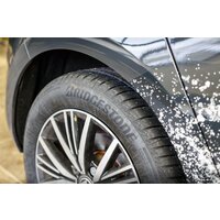 Bridgestone Turanza T005 215/40R18 89Y Image #2