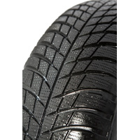 Bridgestone Blizzak LM001 225/45R18 95H (run-flat) Image #5