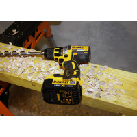 DeWalt DCD790M2 Image #20