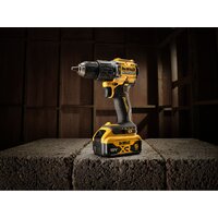 DeWalt DCD100YP2T (с 2-мя АКБ 5 Ач, кейс) Image #10