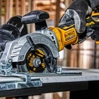 DeWalt DCS571N-XJ (без АКБ) Image #3