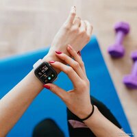 Spigen Thin Fit для Apple Watch (45 мм) ACS04174 (черный) Image #10