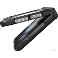 Spigen Tough Armor для Galaxy Z Flip 5 ACS06227 (черный) Image #10