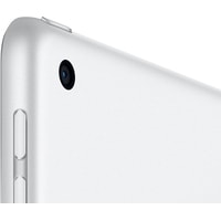 Apple iPad 10.2" 2020 32GB MYLA2 (серебристый) Image #6