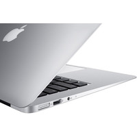 Apple MacBook Air 13'' (MD231LL/A) Image #14