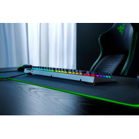 Razer BlackWidow V4 X (Razer Green, нет кириллицы) Image #5