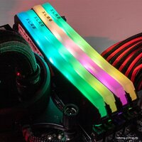 PNY XLR8 Gaming Epic-X RGB 2x8GB DDR4 PC4-25600 MD16GK2D4320016XRGB Image #7